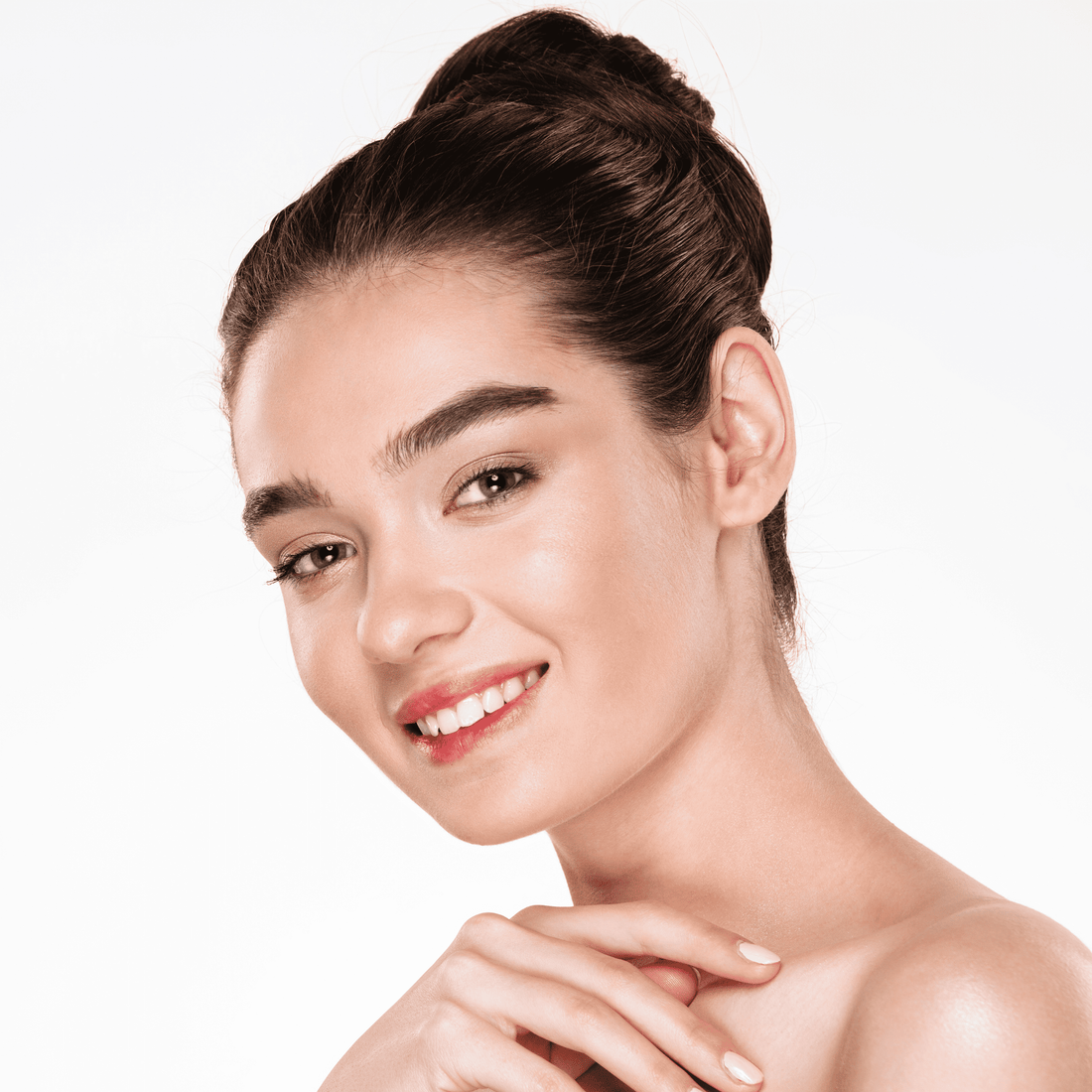 Brightens Dull & Uneven Skin Tone