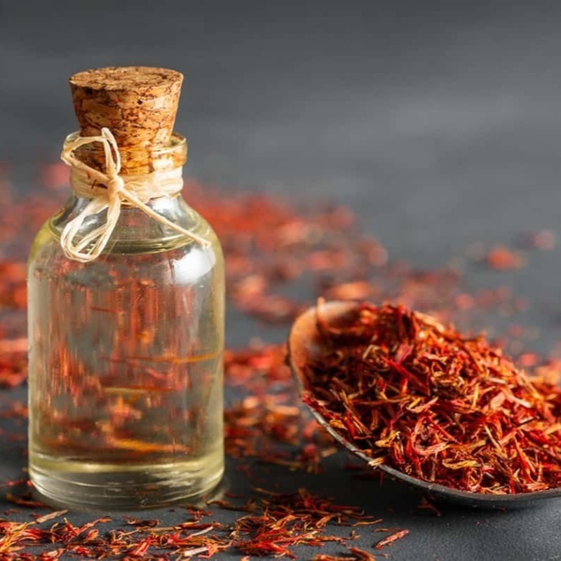 Saffron oil
